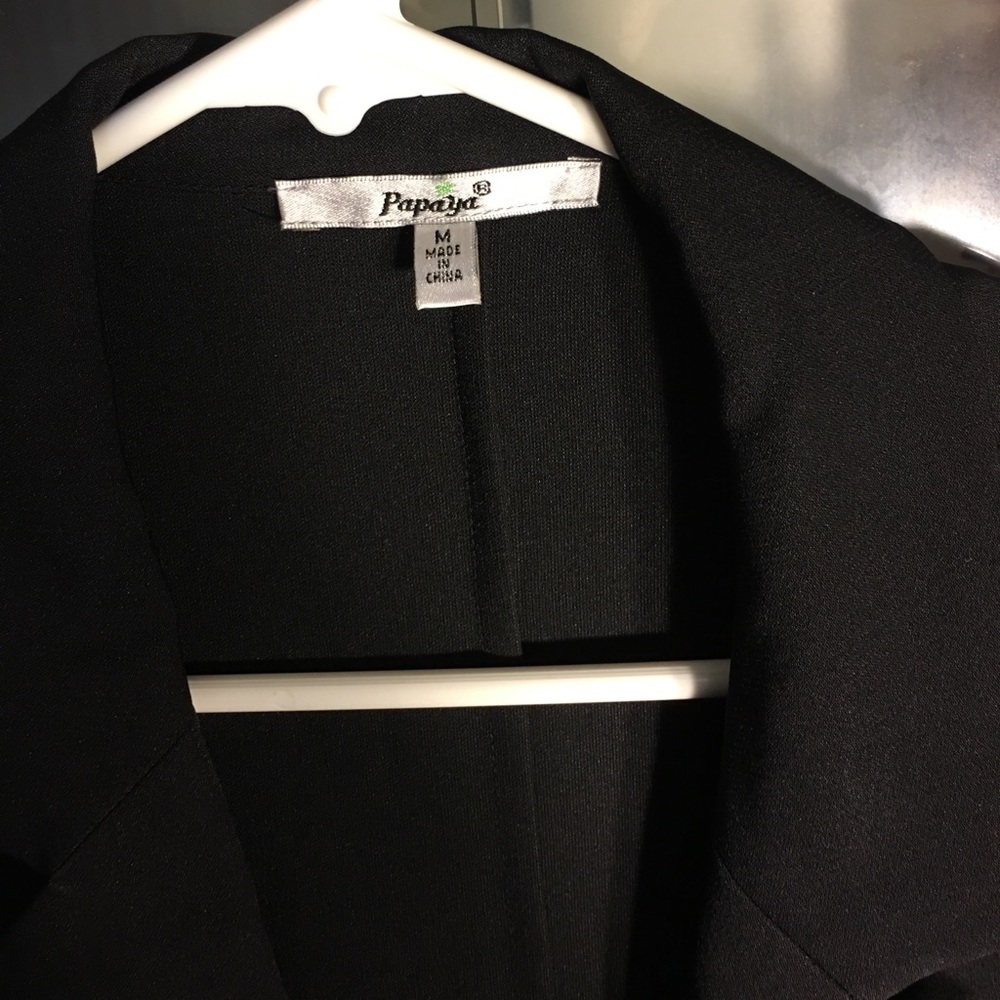 Vest - Picture 2 of 7