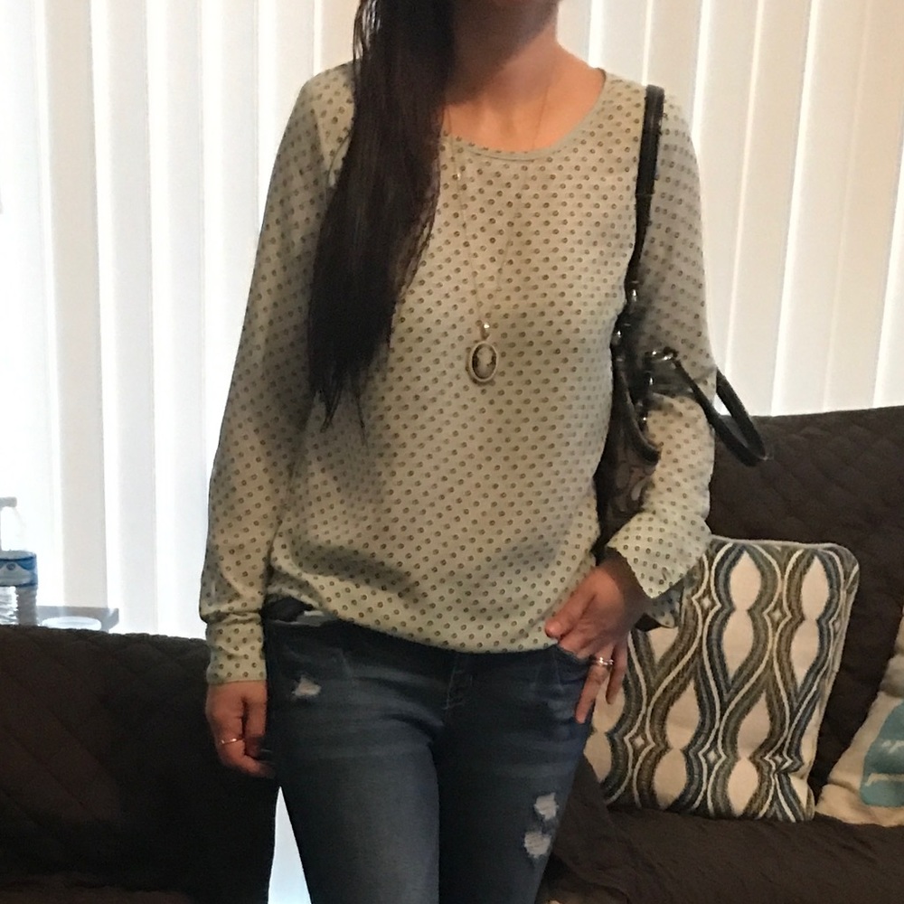 ann taylor-long sleeves blouse
