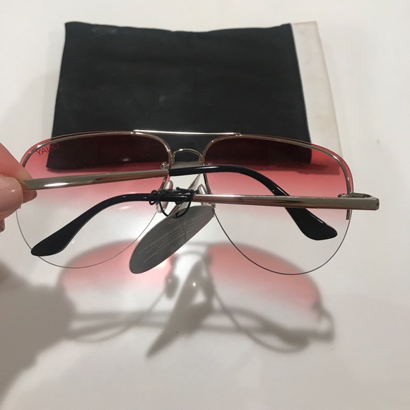 Quay Australia Accessories - Quay new with tags and bag Quay Australia Accessories - Quay new with tags and bag
