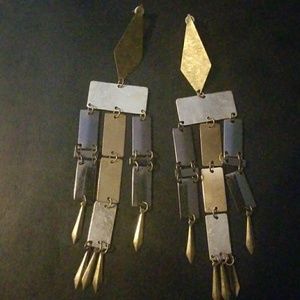 Geometric shape dangle earrings