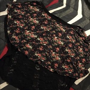 🎈Floral Crop top🎈