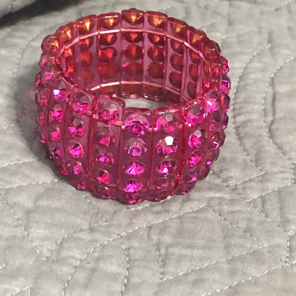 Blingy pink bracelet