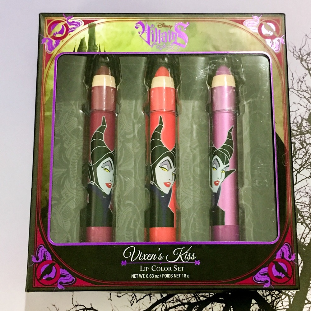 BNIB LE Maleficent Vixen's Kiss Lip color set
