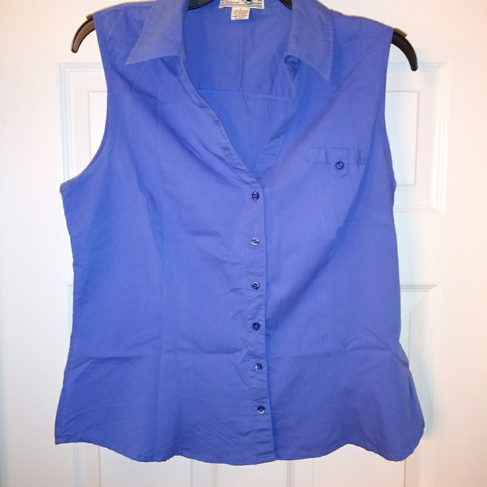 SOLD 🌟 Blue Women's Top 🌟