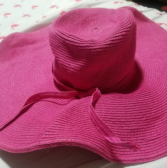 Accessories - Pink Beach Hat
