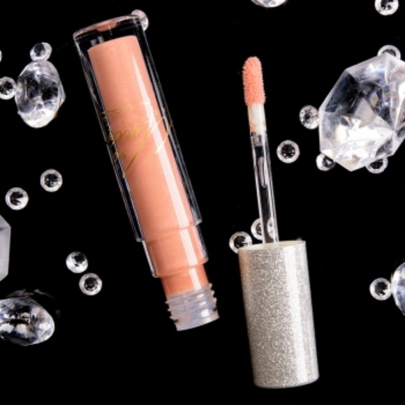 MAC Mariah Carey Lipglass! Limited Edition! BNIB - Picture 3 of 5