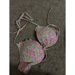 SALE| LIMITED TIME💕 VS PushUp Swim Suit Top