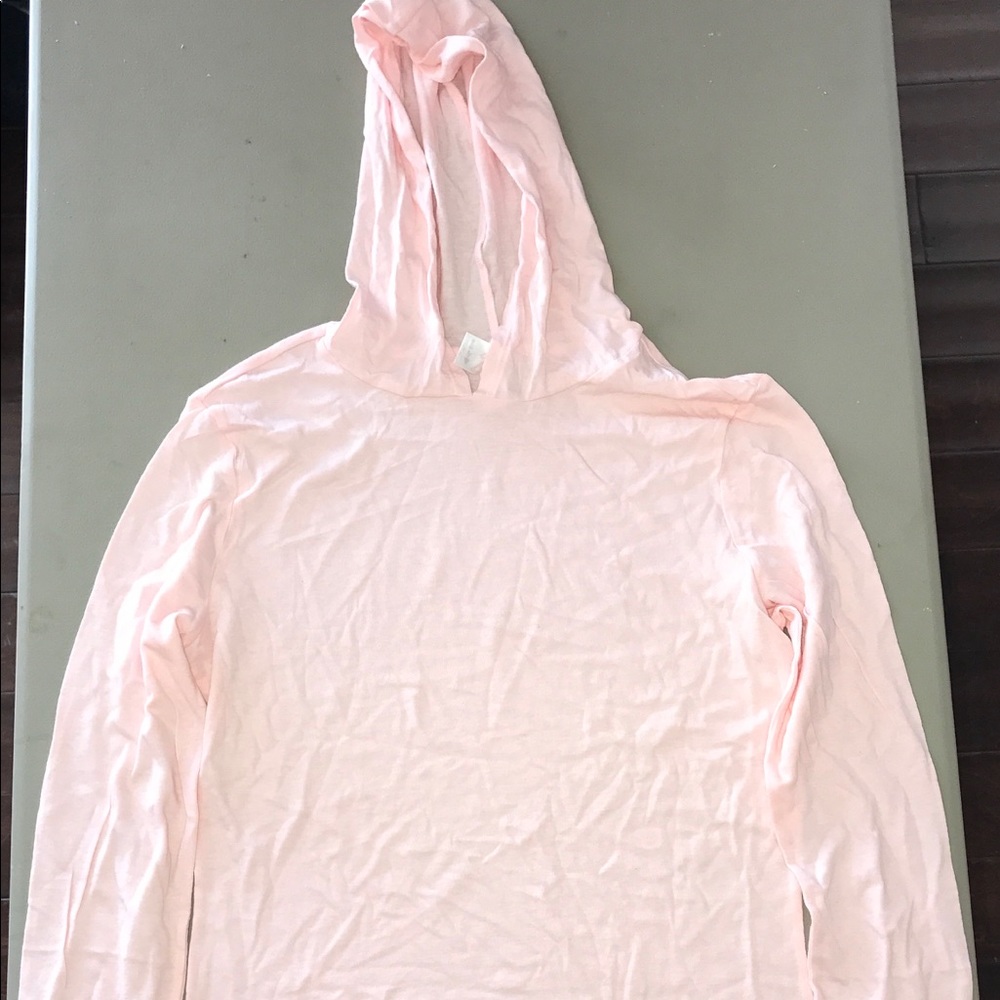 Long sleeve thin T shirt W/ hoodie for women