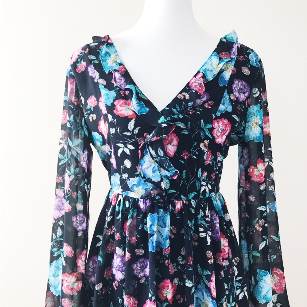 Express chiffon dress - Picture 2 of 6