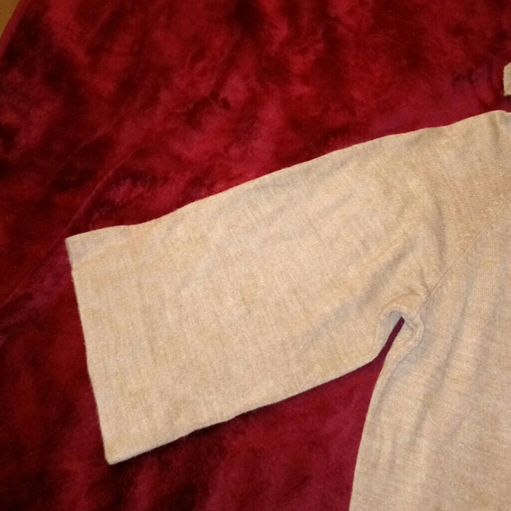 Sweater - Picture 2 of 4