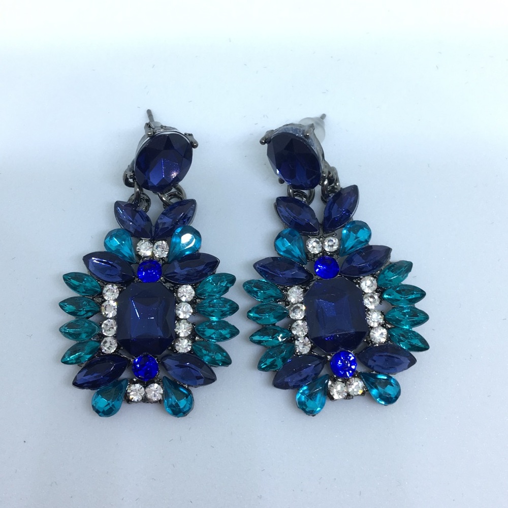 Beautiful Chandelier Earrings "the blues" - Picture 7 of 7