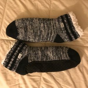 NWOT Victoria's Secret Pink Slippers