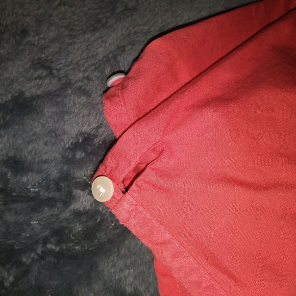 🌟 Pink Button-up Top 🌟 - Picture 3 of 3