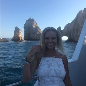 Meet your Posher, Madison