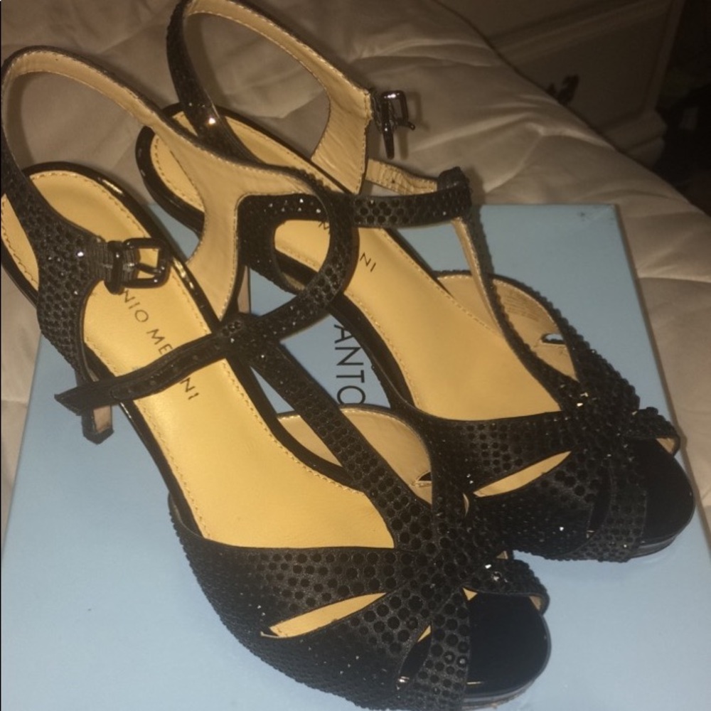 Antonio Melani heels