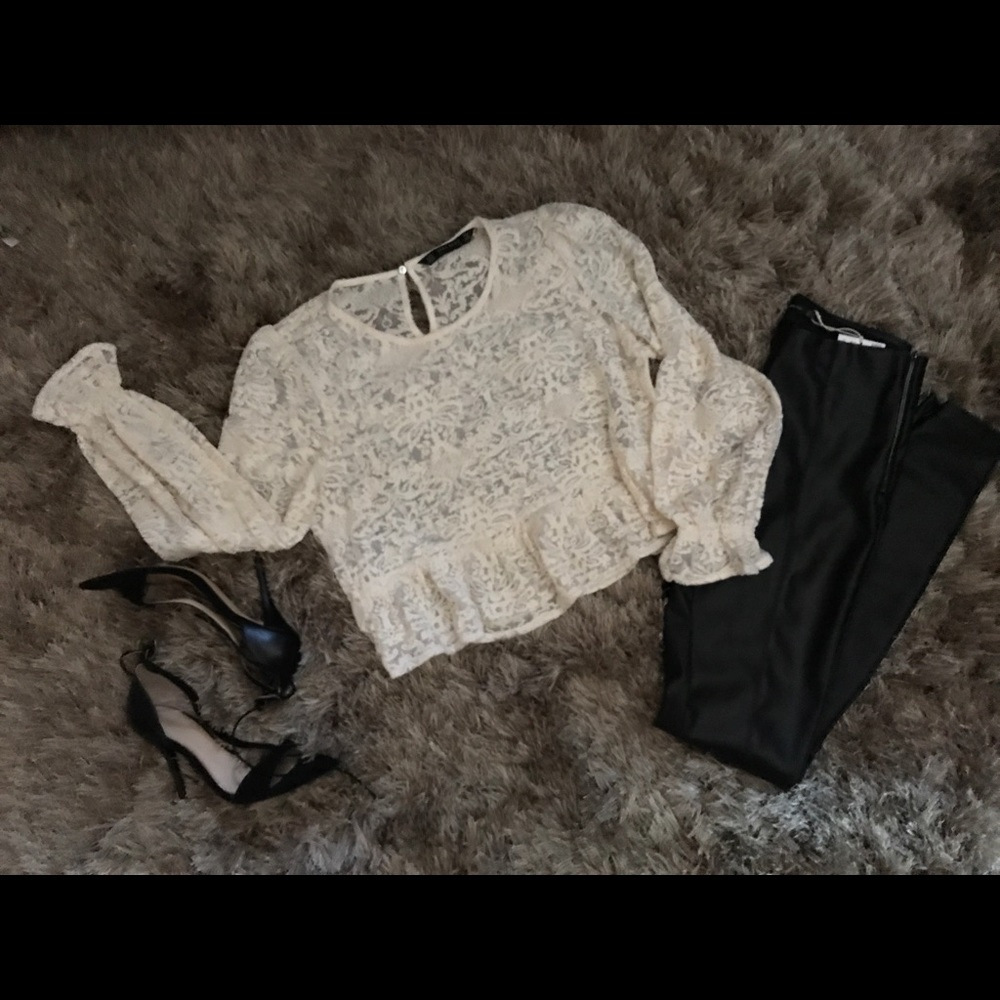 NWT Lacey Zara long Sleeve Top