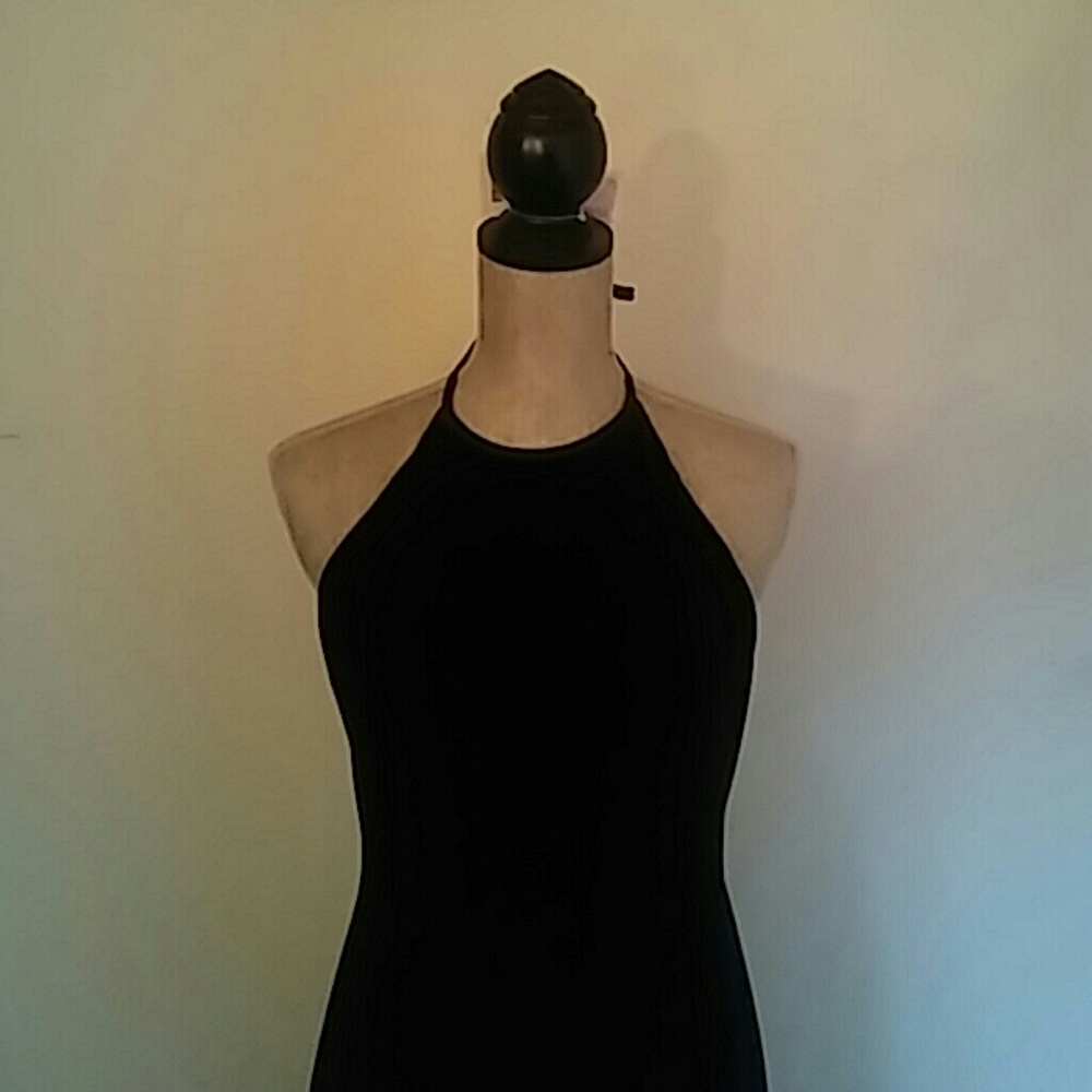 Black Halter Velvet Prom Dress (Backless)