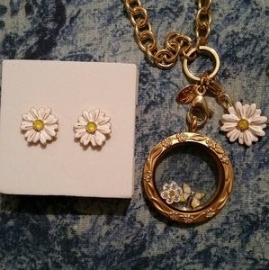 Origami owl