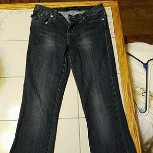 Rock and Republic Boot Cut Kassandra Jeans. Size 8