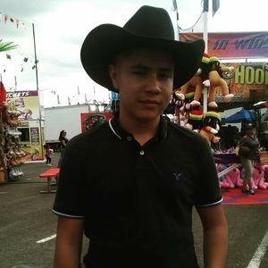 Meet your Posher, Christopher