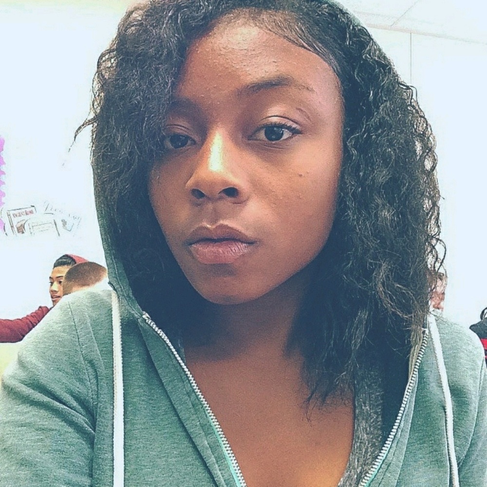 Meet your Posher, Indya