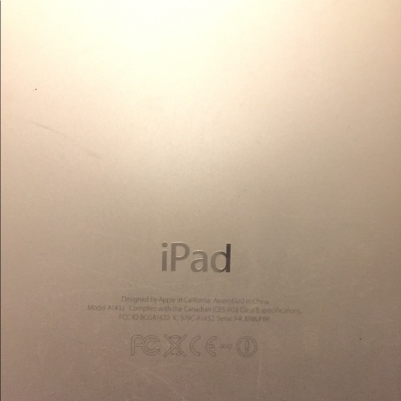 iPad Mini - Picture 3 of 3