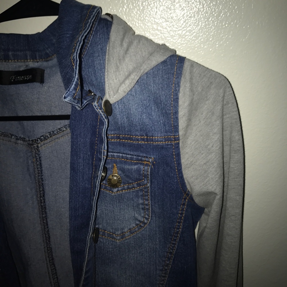 Jean Jacket - Picture 2 of 4