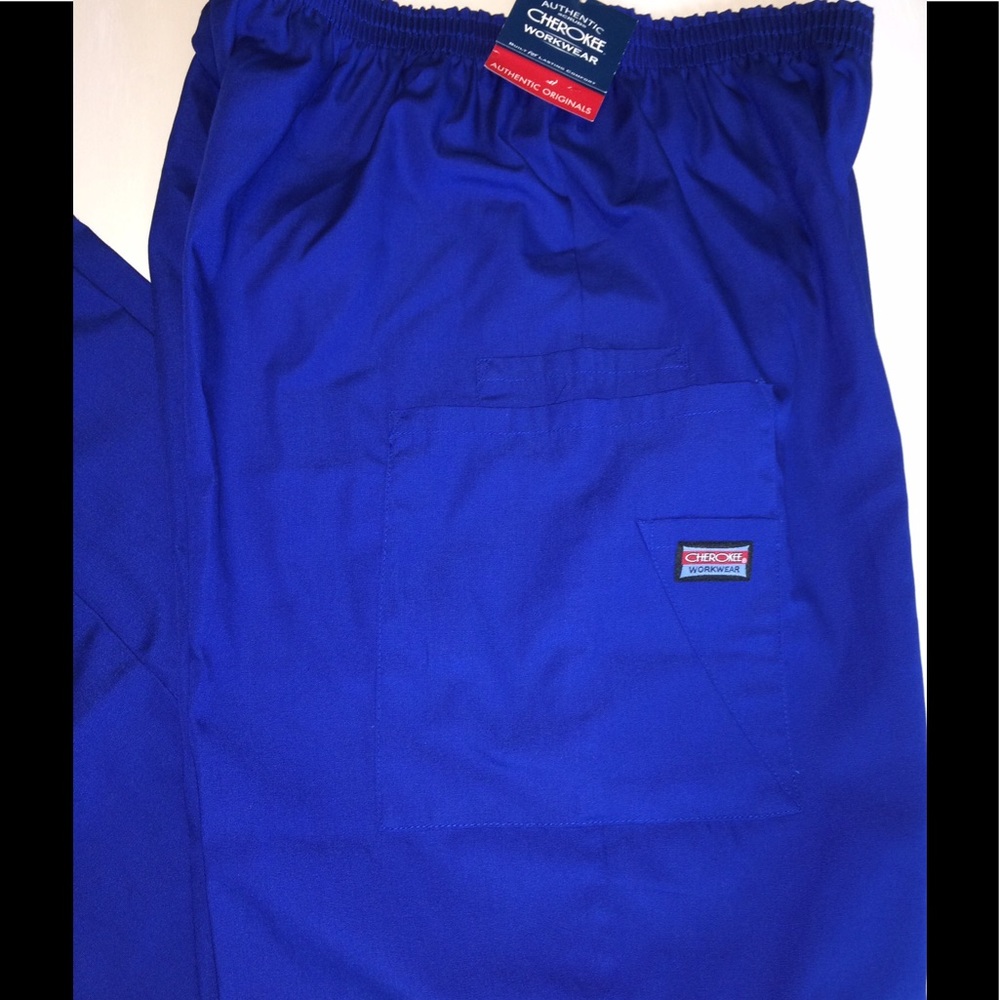 *NWT* Women Scrub Pants