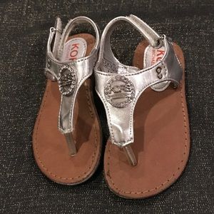 Michael Kors Silver Toddler Thong Sandals