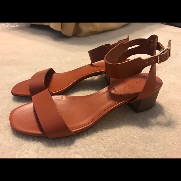 J. Crew Shoes - 🔴NWOT J Crew Italian Leather Sandal 7