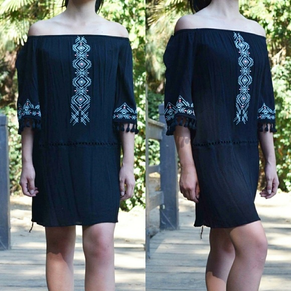 Off shoulder dress - Picture 1 of 1