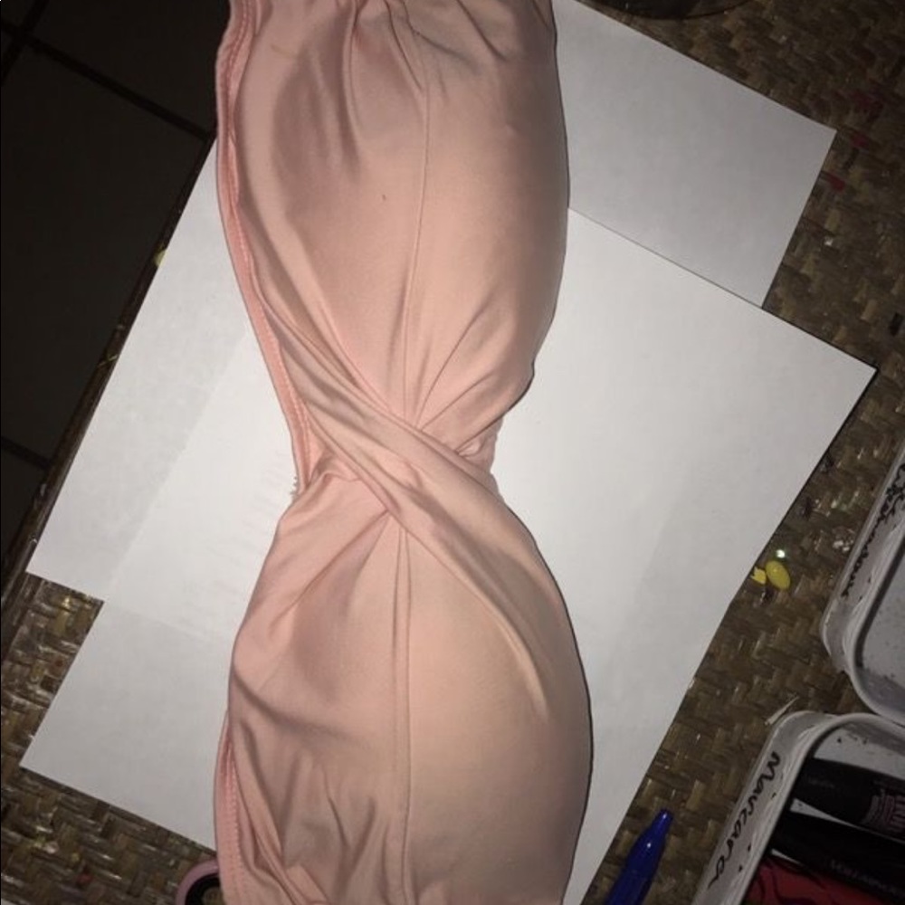 Coral strapless swimtop