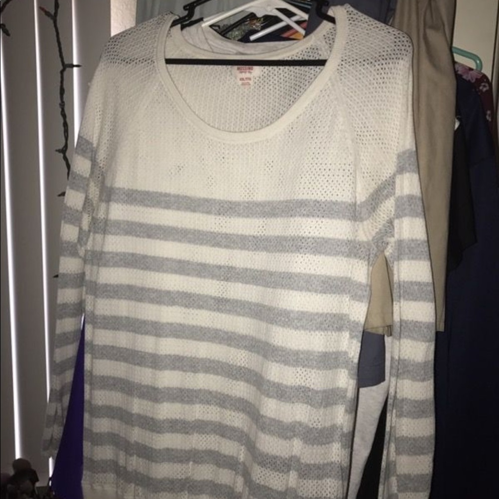 Striped sweater/shirt