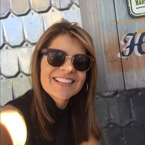 Meet your Posher, Sylvia