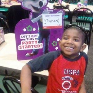 Meet your Posher, Jules