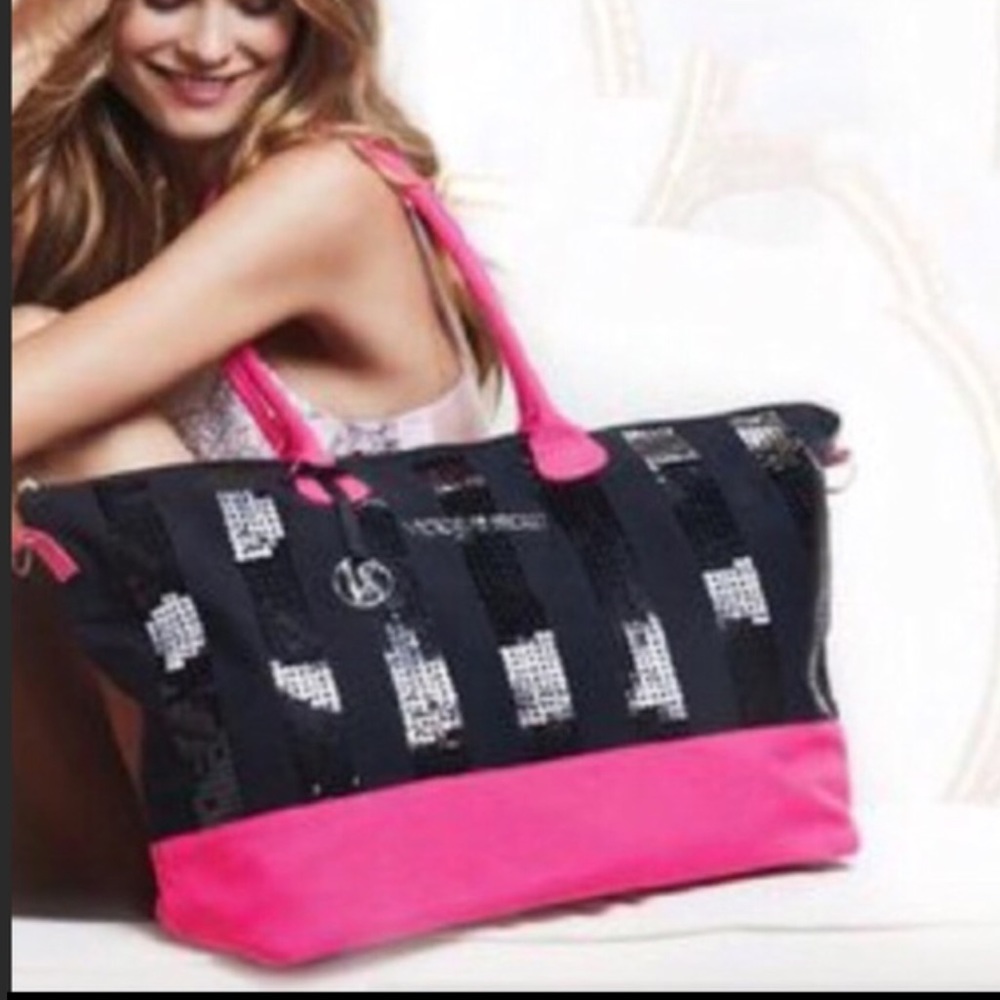 EUC Victoria's Secret Black/pink Duffel bag/tote.
