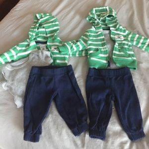 Twin boys! Carter's NB 3 piece outfits