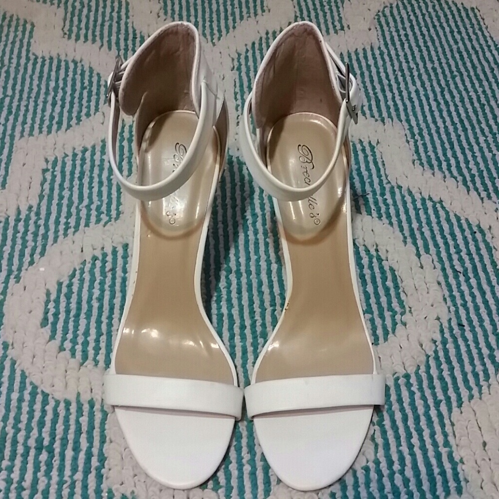 White Breckelle's Stilletos