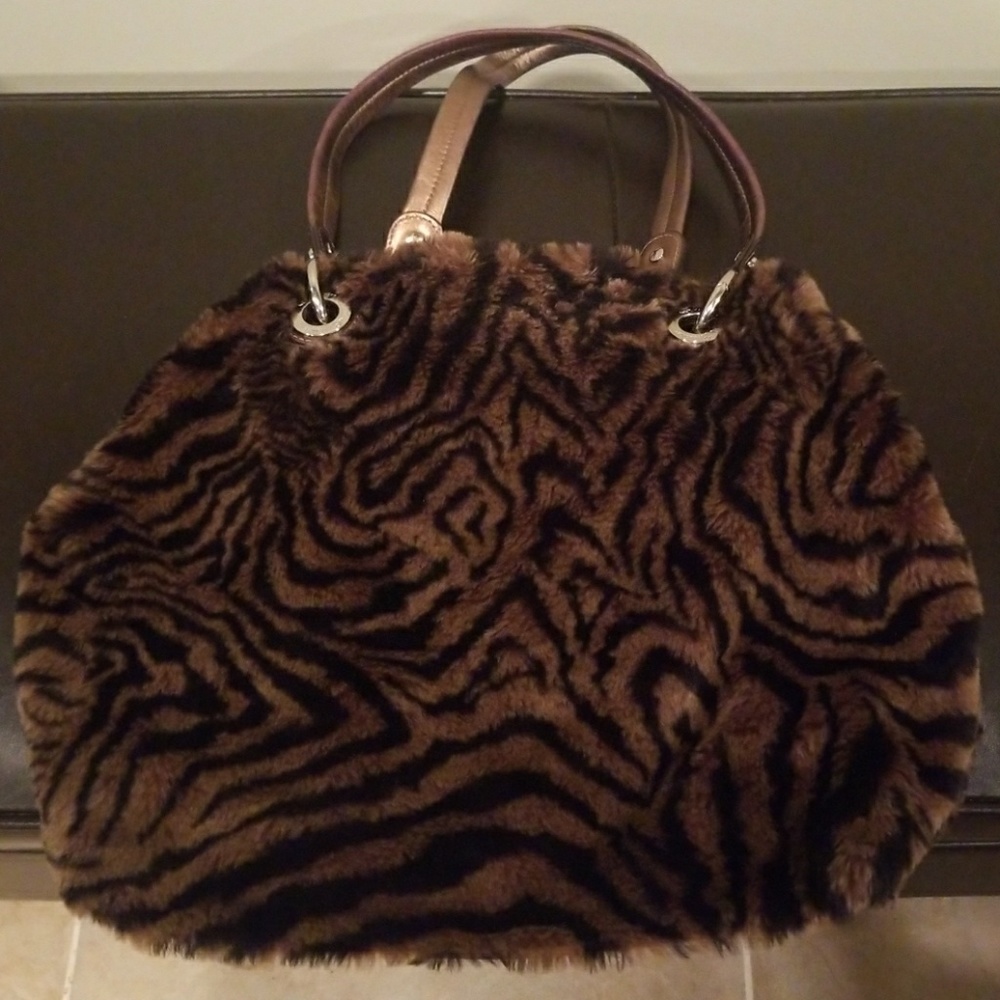 B Makowsky Tote