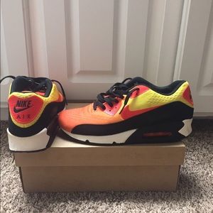 Nike Air Max 90