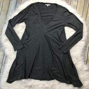 [CAbi] Dark Gray Sharkbite Tunic