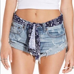 ONE TEASPOON BANDITS SANTA CRUZ SZ 32 NWT