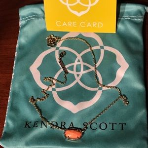 Kendra Scott necklace peach color. 🍑