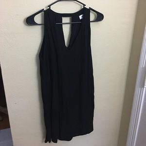 Black dress with key-hole back