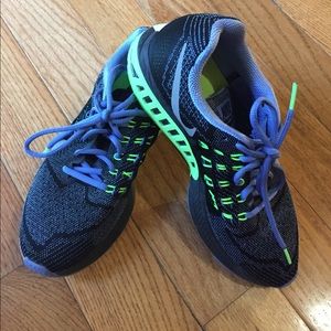 Nike Zoom Structure 18 Women's Running Shoes Sz 8