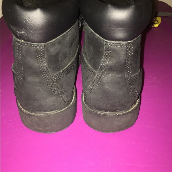 All black Timberland Boots - Picture 3 of 3