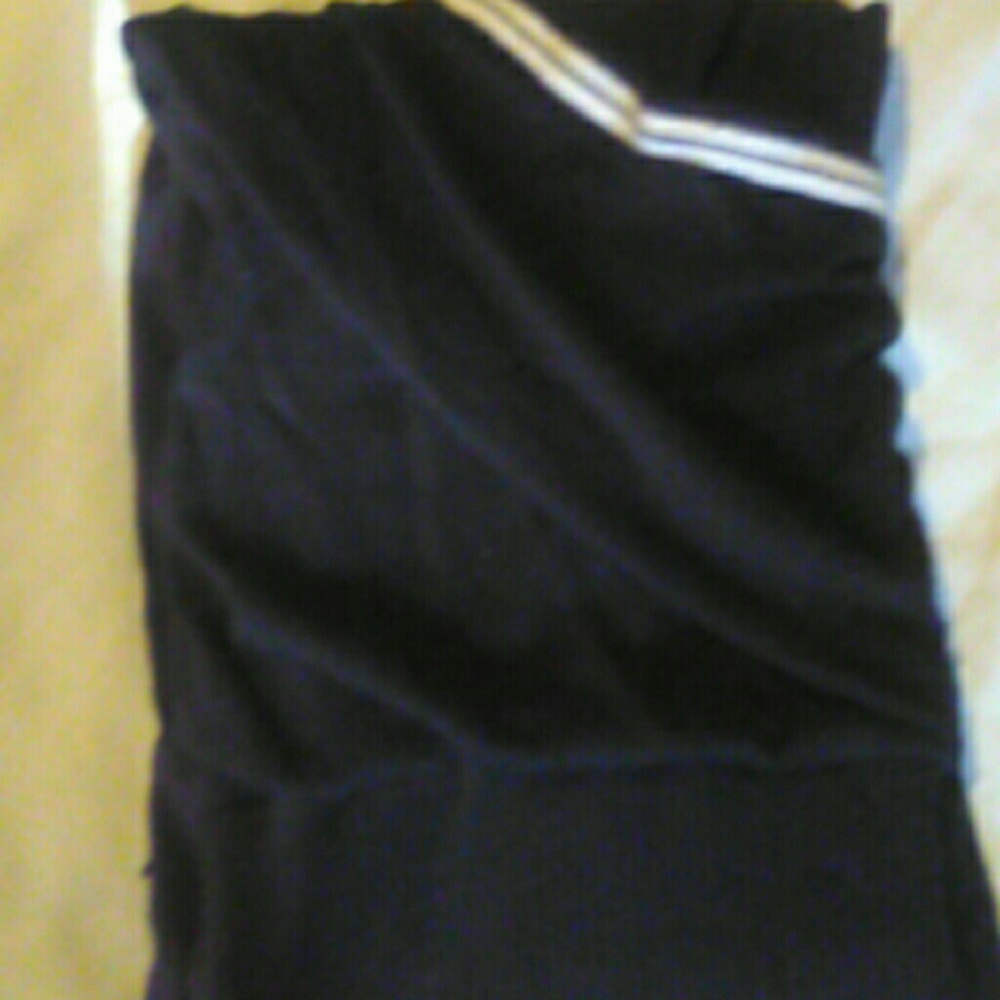 Top - Picture 3 of 3