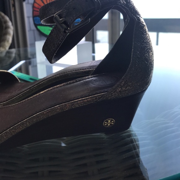 Tory Burch Shoes - Tory burch ankle strap sandals