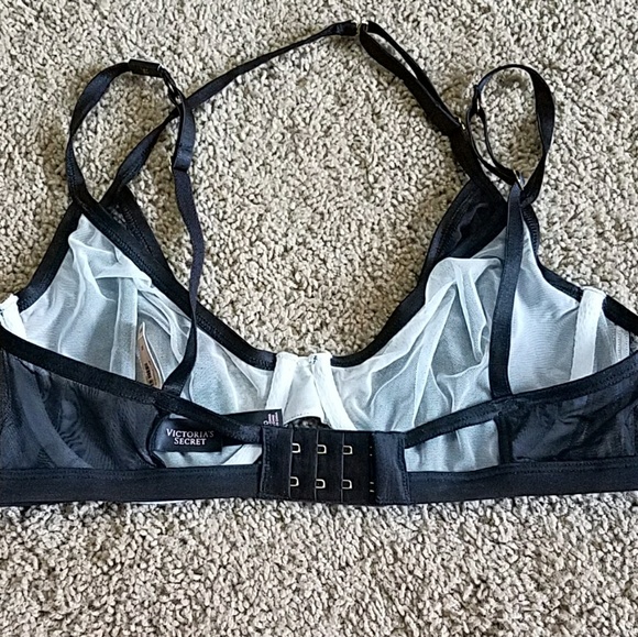 Victoria's Secret Unlined Bra - Picture 3 of 3