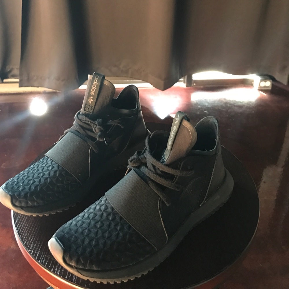 Adidas Tubular